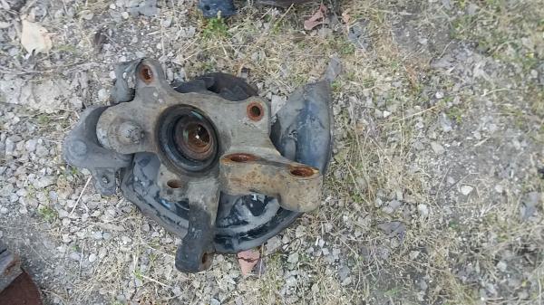     ABS  Toyota Avensis Wagon 98-03 (6) 