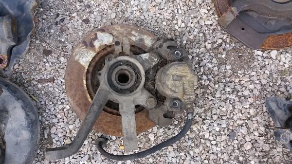      Ford Courier 77-85 (6) 