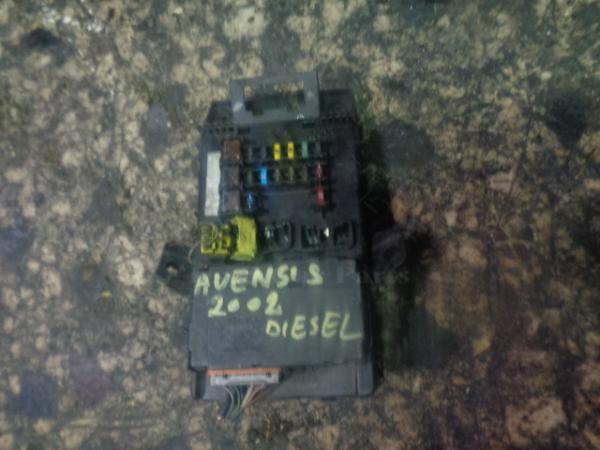   82641-05011  Toyota Avensis Berlina 98-03 (32) 