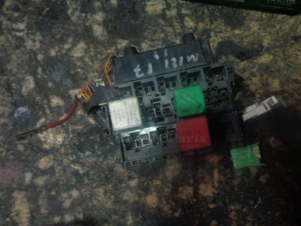   94FG14A074AA  Ford Fiesta 3D 96-99, Ford Ka 96-08 (71) 