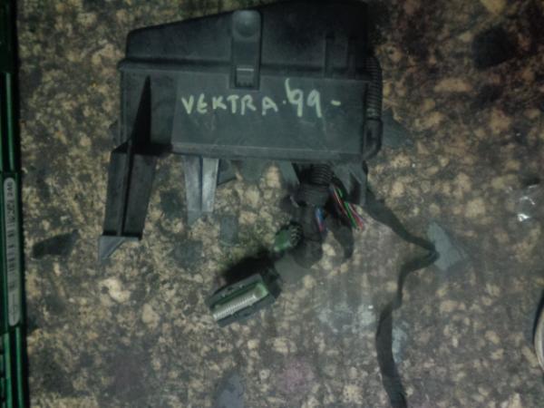    Opel Vectra B Hatch 98-02 (108) 
