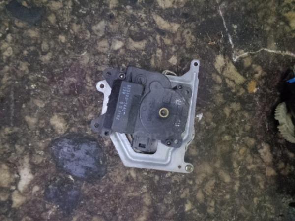    063700-7440  Toyota RAV 4 03-05 (4) 