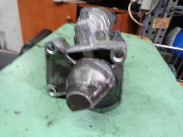    Peugeot 3008 2015  9675660680 