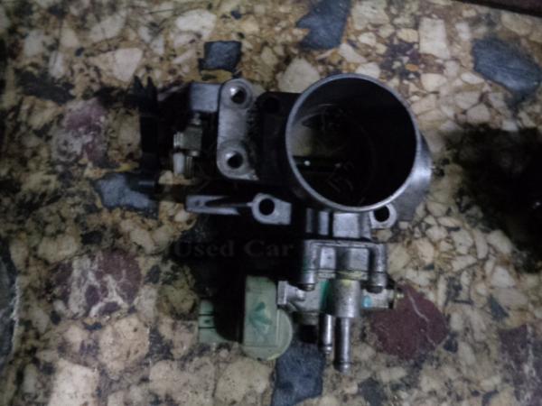    22270-16100  Toyota Avensis Wagon 98-03 