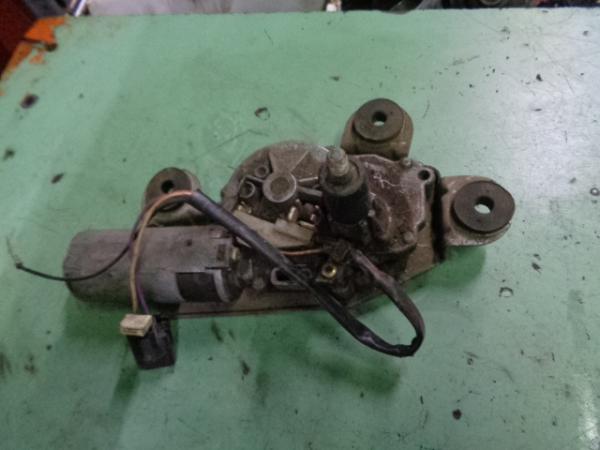     Ford Escort hatch 95-98  0390201526 
