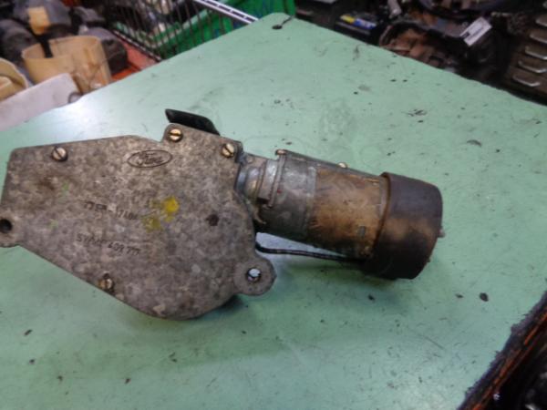    Ford Fiesta 83-89 77FB-17404-BB 