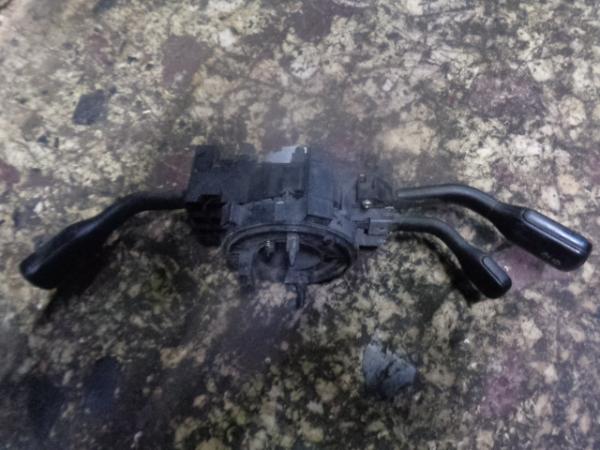   - 4D0953513D  Audi Audi A4 Avant 99-01 12(o) 