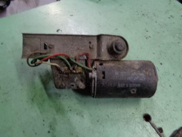     Bmw Bmw  5 E28 81-84, Bmw Bmw  5 E28 84-88 0390241093(16) 
