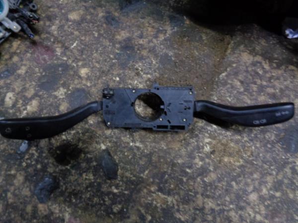   - 6Q0 953 503  AD  Volkswagen Polo 02-05 3D 