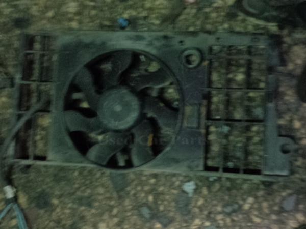   8240160  Citroen ZX 94-97 5D 