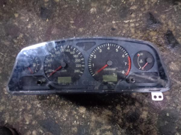   88458014  Toyota - Lexus Avensis Wagon 98-03 