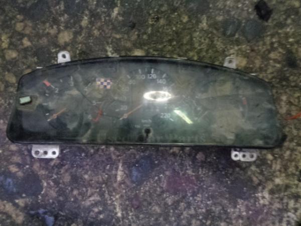   81117885PP  Toyota Carina 95-00 