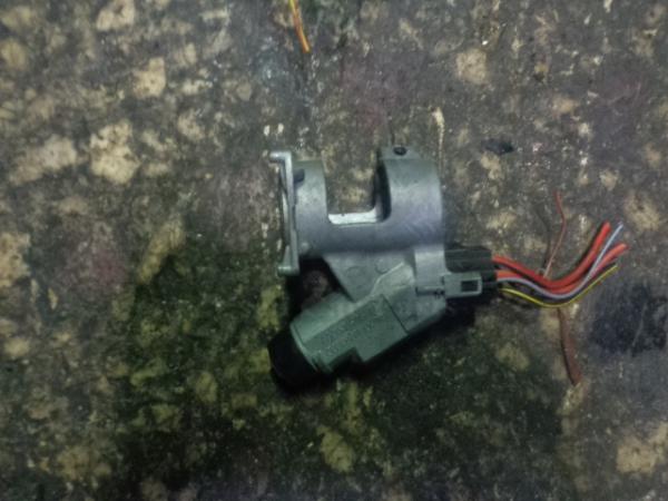     357905851  Volkswagen Golf 3 Cabrio 91-97 