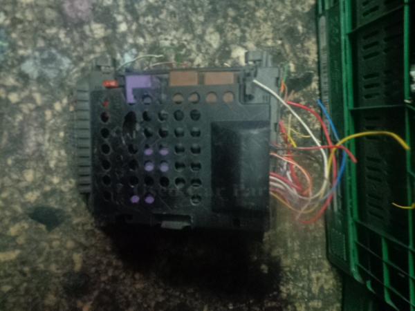   7700821586  Renault Laguna Berlina 94-98 (71) 
