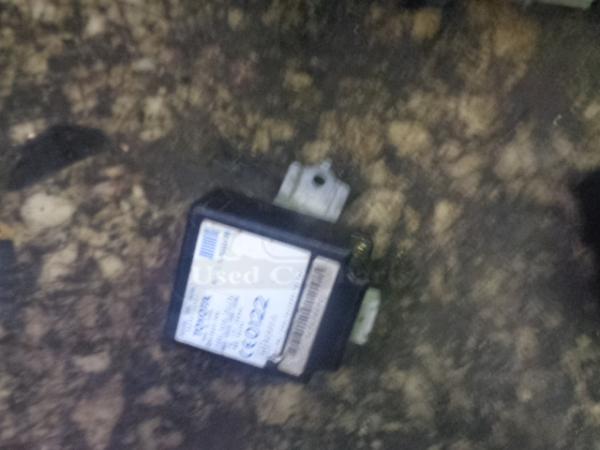   89741-52021  Toyota Yaris 99-03 (V52) 