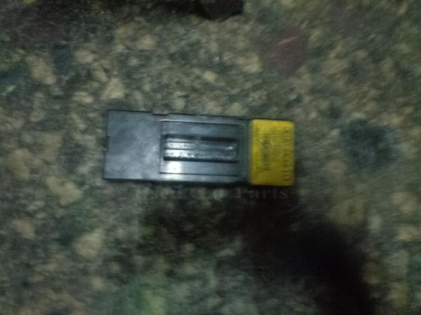  95410 FD400  Kia Rio 02-05 