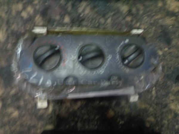     Renault Clio 96-98 (24) 