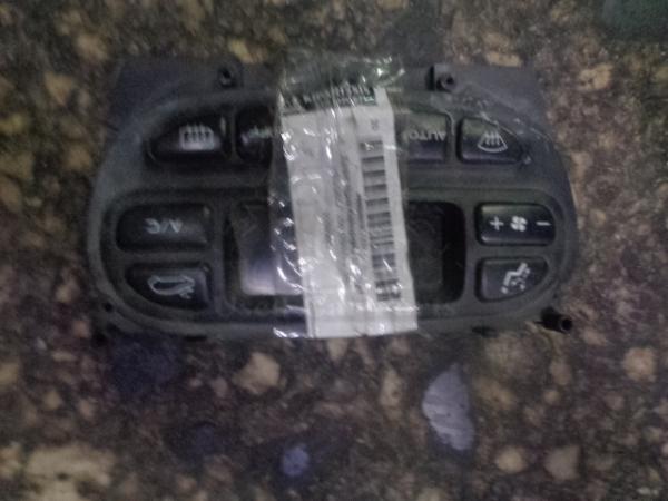     Peugeot 206 5D 03-09 (5) 
