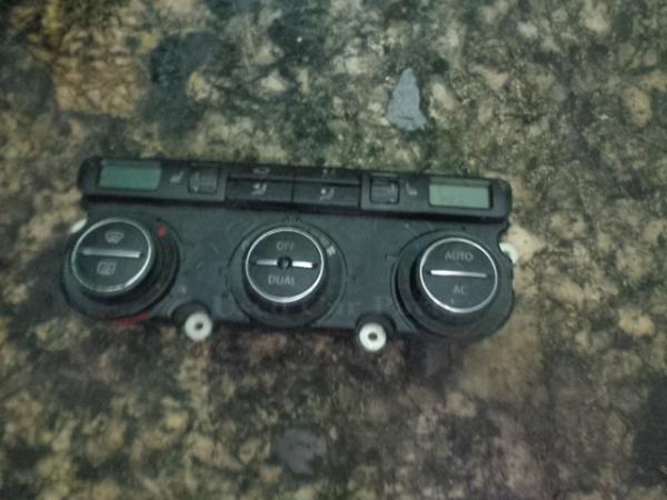     Volkswagen Golf 5 03-08 3D (7) 