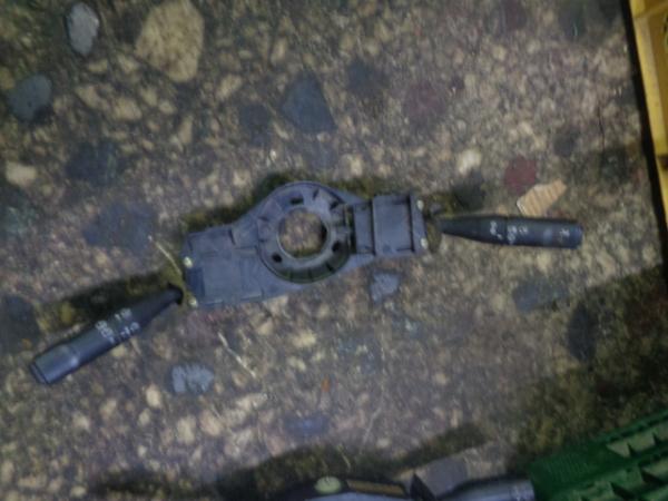   - 61557103  Citroen AX 91-96 3D 