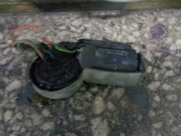     0390246332  Renault Clio 90-96 (16) 