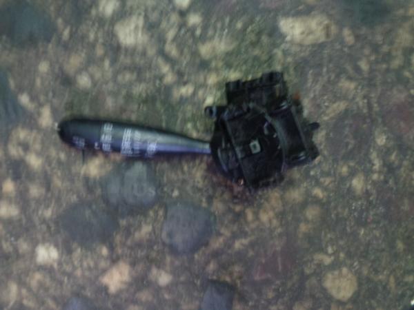   -  Toyota Yaris 99-03 10(O) 
