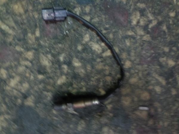    392102B100  Hyundai i20 3D 08> (3) 