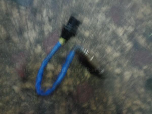    8946702100  Toyota Yaris 10- (1) 