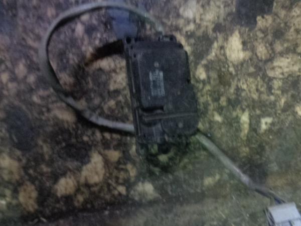     0637003685  Honda Civic 92-95 sdn (3) 