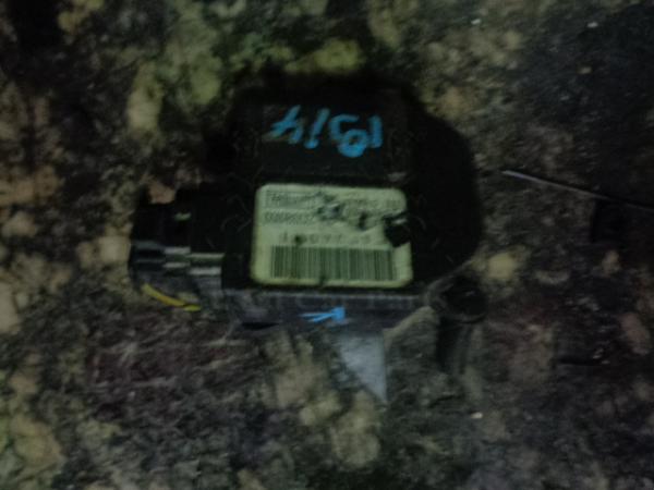     030893Z  Opel Corsa C 00-03 3D (3) 