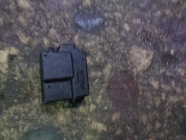     657300F/D  Peugeot 406 coupe 99-04 (2) 