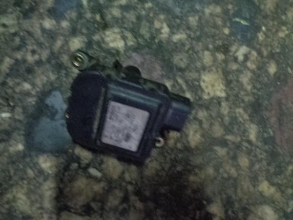      0132801145  Renault Clio 98-01 (1) 