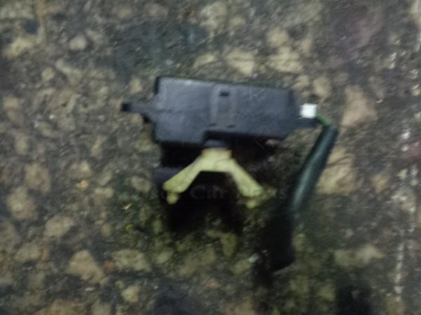      3C27030840  Nissan Primera Wagon 02> (1) 