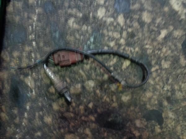   036906262F  Volkswagen Golf 4 97-03 3D (2) 
