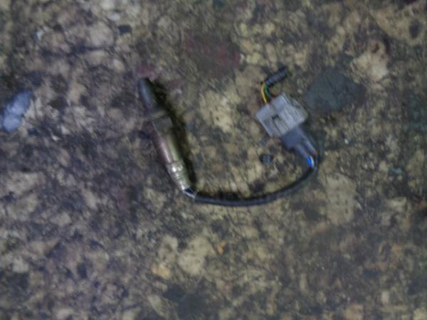    89467-52070  Toyota Yaris 10- (3) 