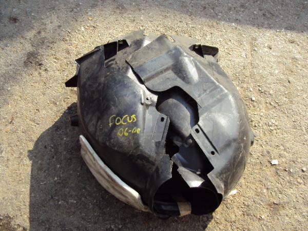     Ford Focus Berlina 04-08 