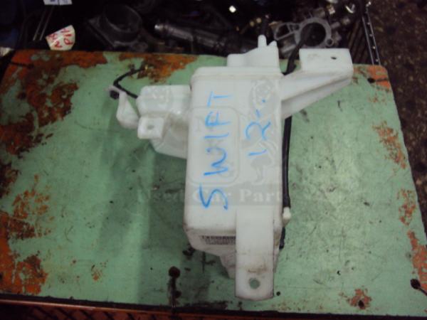      Suzuki Swift 3D 12> 