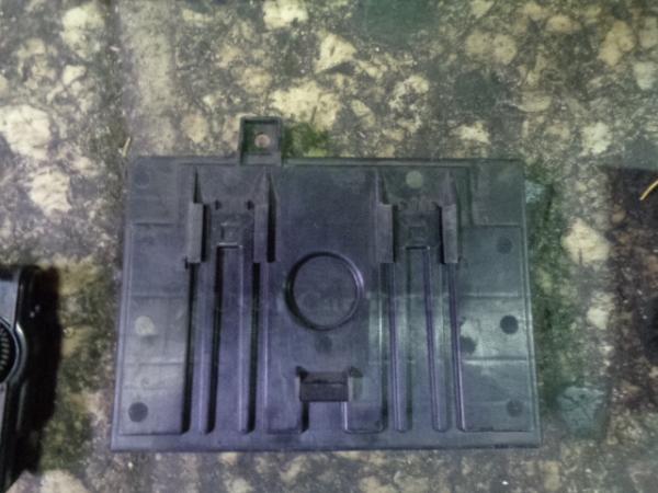  8v51-15k600-cf  Ford Fiesta 5D 08> (9E) 