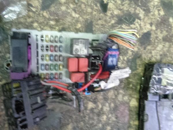   51754964  Fiat Punto 3D 99-03 (V7) 
