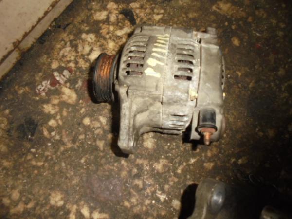   037 903 025 M  Skoda Fabia 99-05 sdn, Volkswagen Golf 4 Variant 97-03, Volkswagen Polo 02-05 