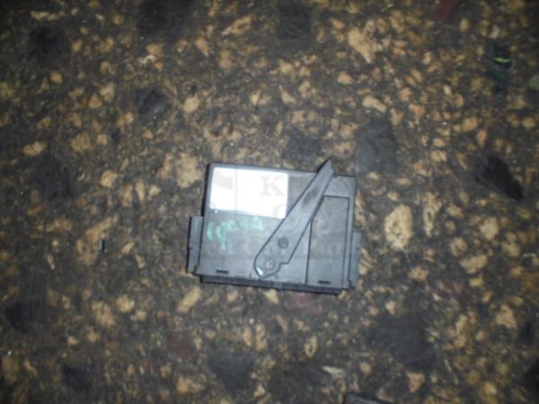   24467902  Opel Corsa C 00-03 5D (V61) 