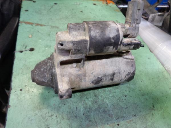   2810002040  Toyota Avensis Berlina 98-03 