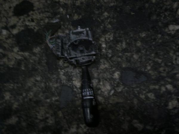  - 173647  Toyota Corolla 02-04 35P (23) 