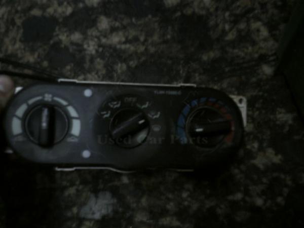    YL8H-19980-D  Mazda Tribute 00- 07 2() 