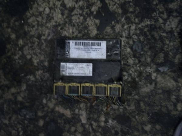   4S6T-15K600-BB   Ford Focus hatch 3D 02-04  (V51) 