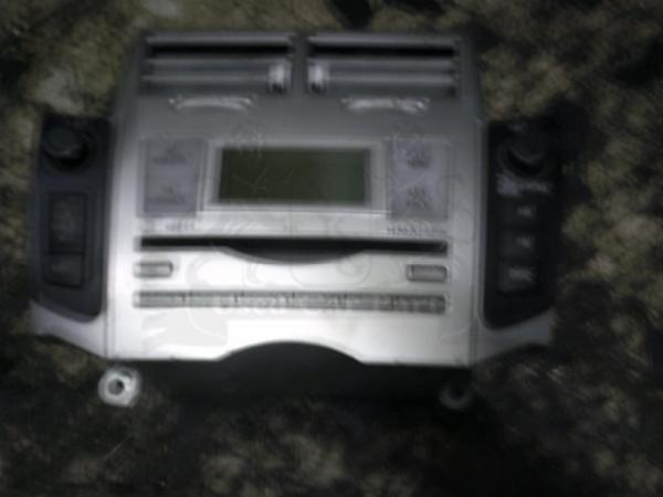  CD  Toyota Yaris 05-08 ( 6) 