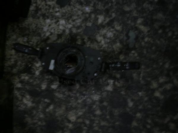   - 61835909  Renault Megane II Berlina 02-06 (18) 