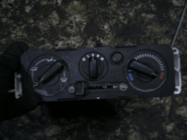   74411-70J00  Suzuki Jimny 04> (2) 