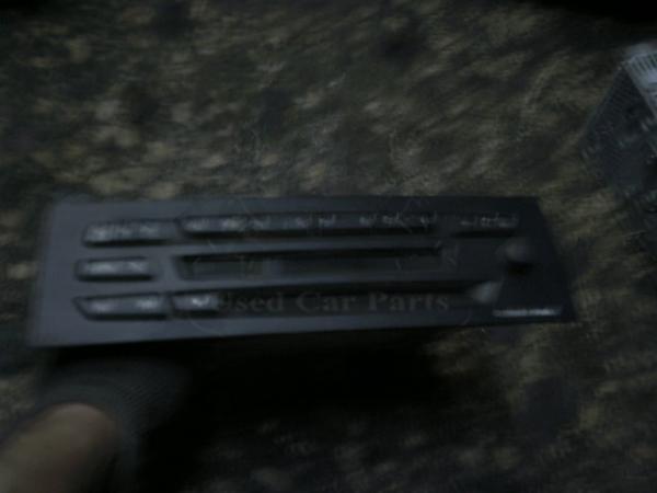  CD 14472110  Bmw Bmw  1 E87 04-07 ( 9) 