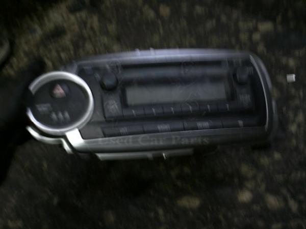  CD 86120-0D640  Toyota Yaris 10- (N8) 